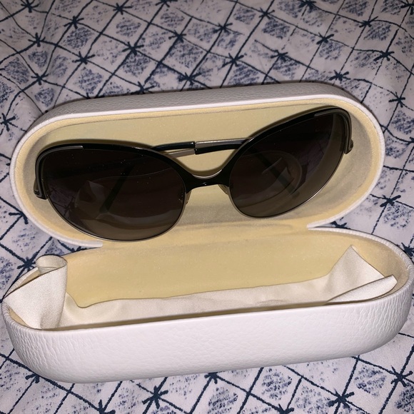 Chloe Sunglasses with Cloth & Case main image 4